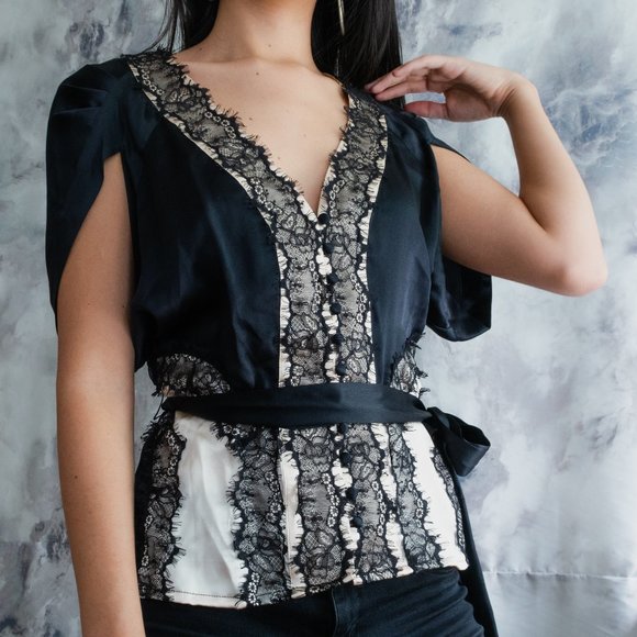 Silk blouse - Picture 1 of 3